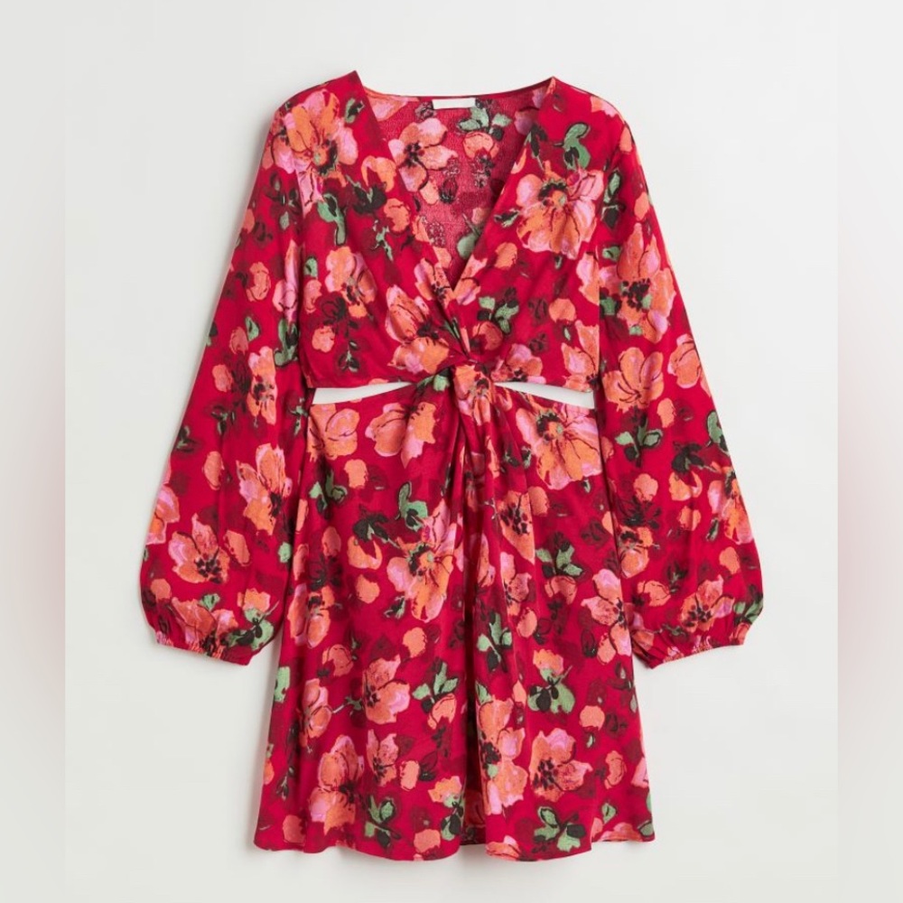 Knot detail cut out dress size M